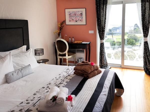 B&B Villa Vale Flores : photo 1 de la chambre chambre double - vue sur montagne