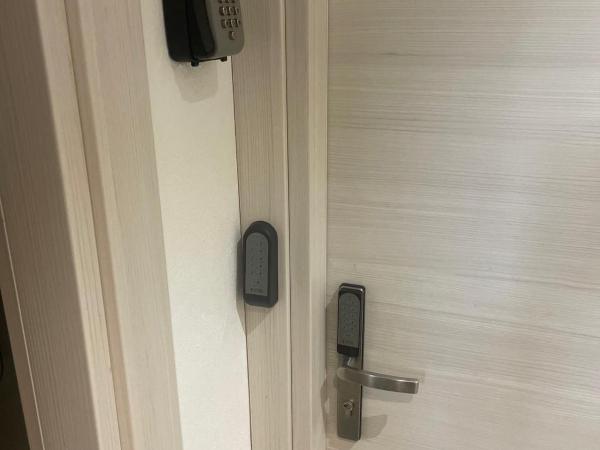 DROOMS 4,0 domotic smart self 24h,7 vicino treni Porta Susa e Centro Storico : photo 7 de la chambre chambre deluxe