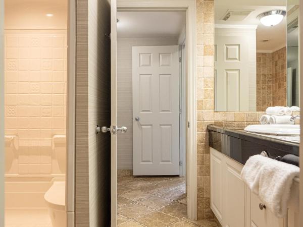 Ramada by Wyndham Ottawa On The Rideau : photo 10 de la chambre suite studio - accessible aux personnes à mobilité réduite - côté rivière - non-fumeurs