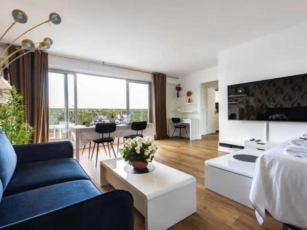 Apartments in special location Tower Eiffel : photo 1 de la chambre appartement