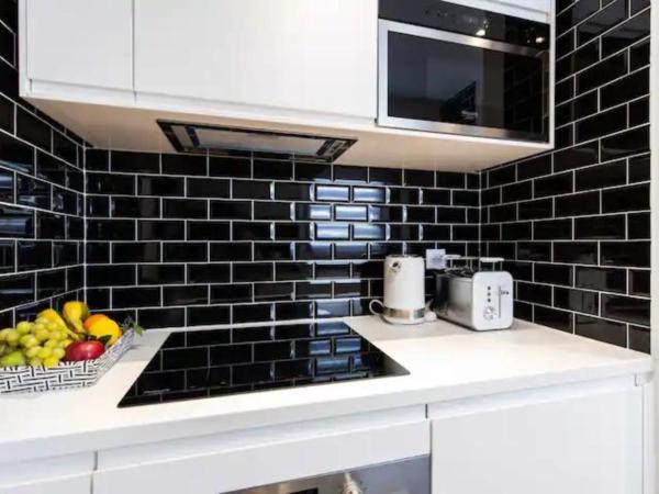 Apartments in special location Tower Eiffel : photo 4 de la chambre appartement