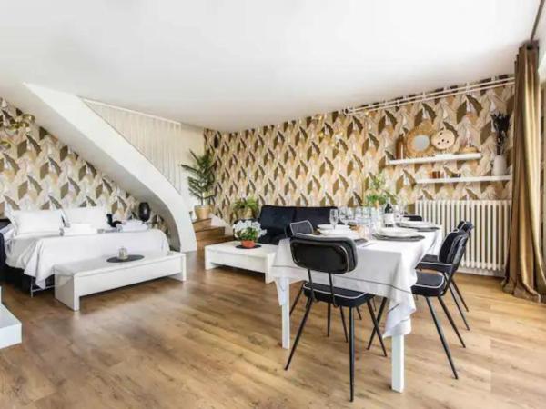 Apartments in special location Tower Eiffel : photo 8 de la chambre appartement