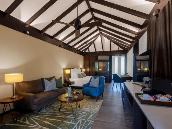 Mangala Estate Boutique Resort - Small Luxury Hotels of the World : photo 4 de la chambre villa amani avec piscine 