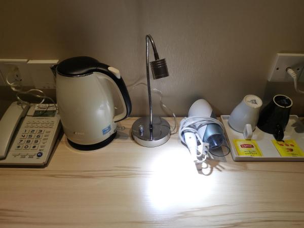 Shanghai Fish Inn East Nanjing Road : photo 4 de la chambre petite chambre double