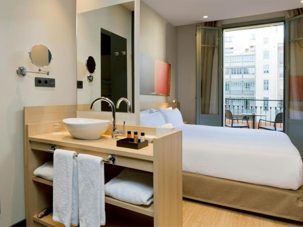 Hotel Àmbit Barcelona : photo 2 de la chambre chambre double confort avec terrasse