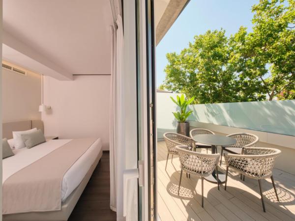 1881 Madrid Ventas Hotel : photo 1 de la chambre chambre familiale