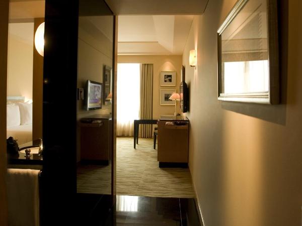 The Grand New Delhi : photo 3 de la chambre the grand deluxe room with king bed
