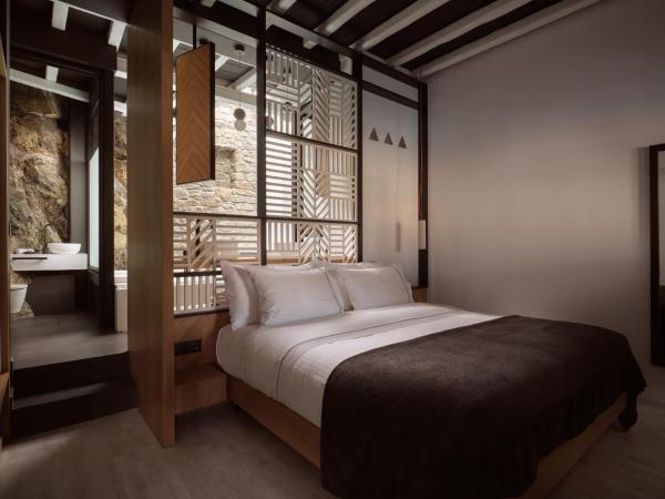 Semeli Coast Mykonos Curio Collection by Hilton : photo 6 de la chambre one-bedroom villa with pool and spa
