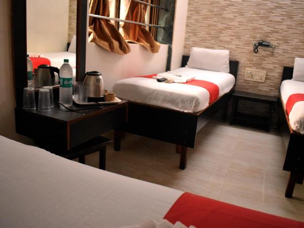 Hotel Kamal : photo 7 de la chambre chambre triple classique