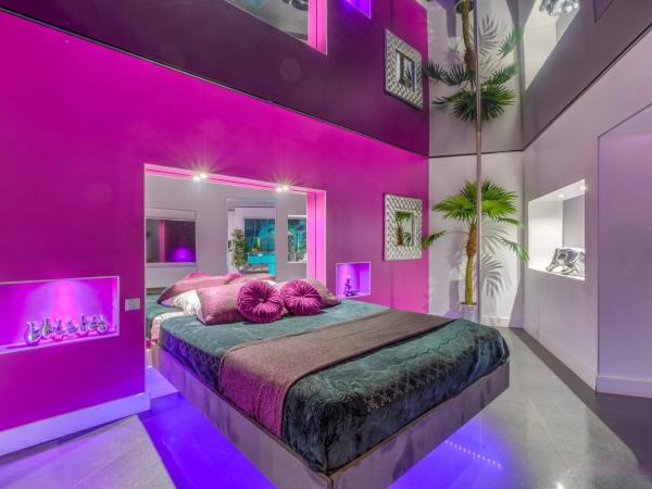 Love Room Evasion Duo : photo 5 de la chambre suite avec piscine privée