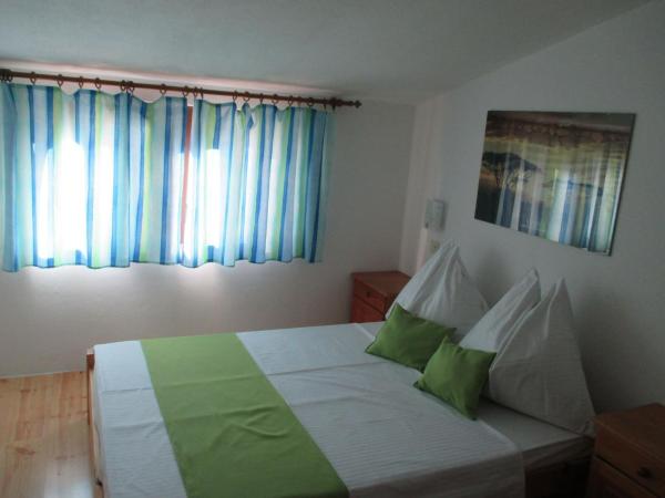 Guest House Villa Daniel : photo 3 de la chambre chambre double standard avec balcon