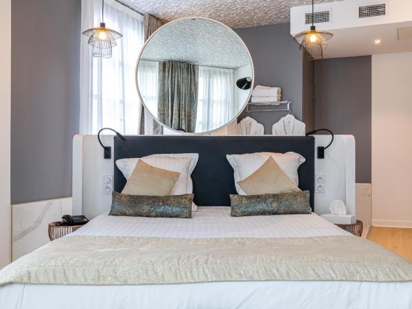 Hotel Le Saint Gelais : photo 9 de la chambre suite junior familiale