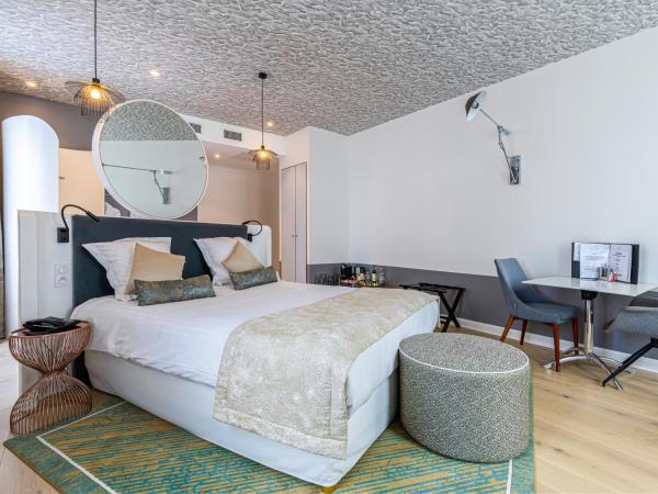 Hotel Le Saint Gelais : photo 10 de la chambre suite junior familiale