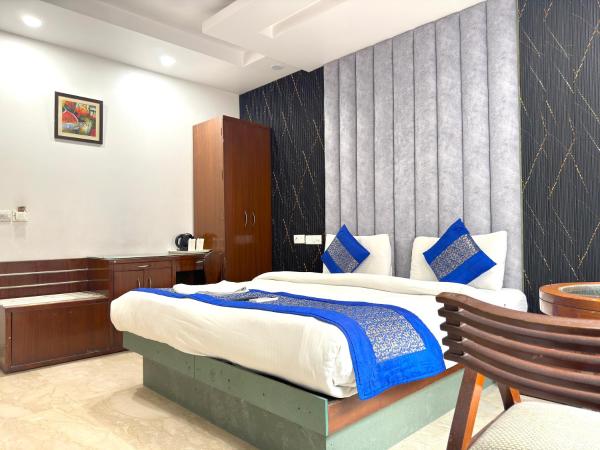 Hotel The Daanish Residency - Karol Bagh : photo 8 de la chambre chambre double premium