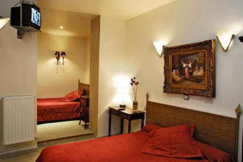Hôtel de l'Aveyron : photo 5 de la chambre suite (4 personnes)