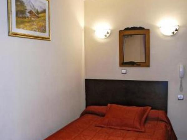 Hôtel de l'Aveyron : photo 1 de la chambre chambre double