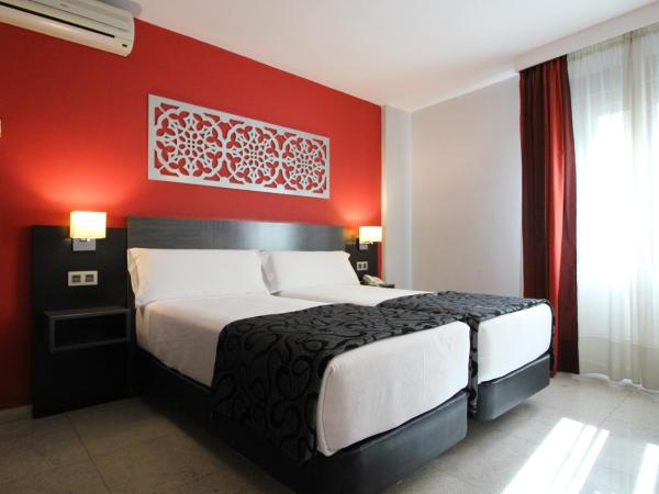 Hotel Venecia : photo 2 de la chambre chambre lits jumeaux