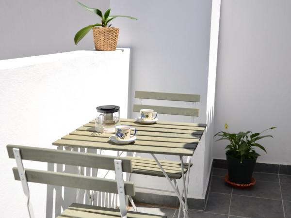 RIA Terrace : photo 7 de la chambre chambre double deluxe avec balcon