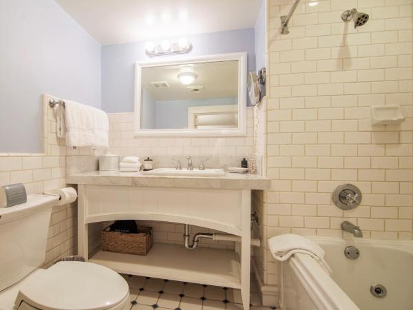 Channel Road Inn, A Four Sisters Inn : photo 3 de la chambre chambre lit queen-size