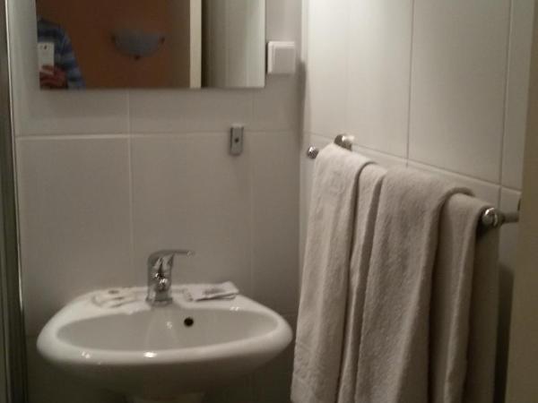 Lira Guest House B&B : photo 6 de la chambre chambre double Économique