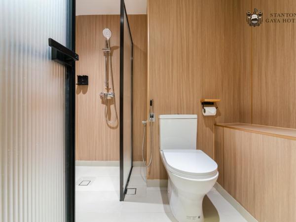 Stanton Gaya Hotel : photo 4 de la chambre chambre standard lit queen-size