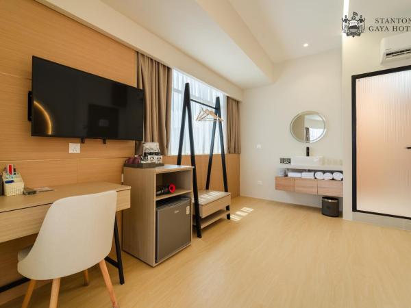 Stanton Gaya Hotel : photo 3 de la chambre chambre familiale