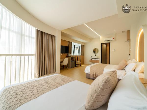 Stanton Gaya Hotel : photo 2 de la chambre chambre familiale
