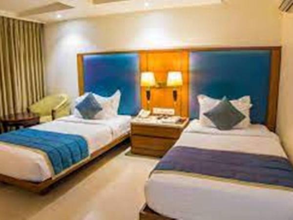 The Royale Senate, Hebbal, Bengaluru : photo 2 de la chambre chambre lits jumeaux standard