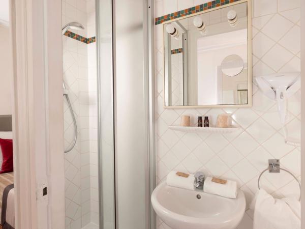 Hôtel Saint Pierre : photo 3 de la chambre chambre double