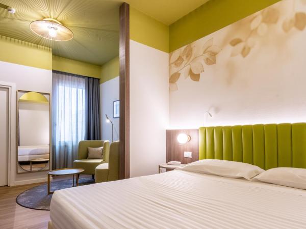 Hotel Regina Elena 57 & Oro Bianco SPA : photo 2 de la chambre suite junior