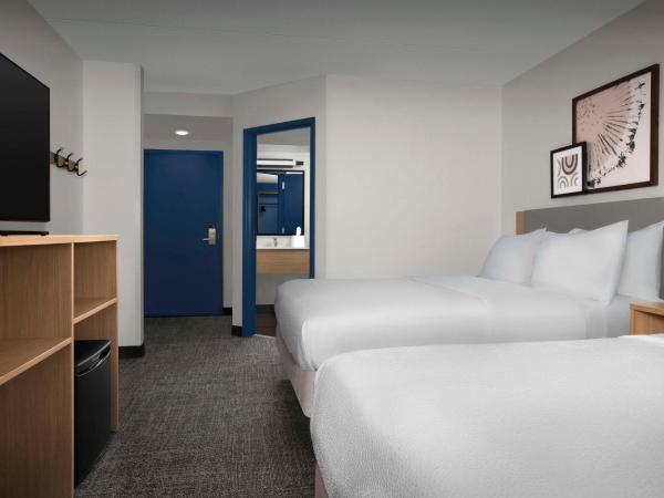 Spark By Hilton San Antonio Northwest Near Six Flags : photo 1 de la chambre chambre avec 2 grands lits queen-size