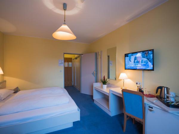 Tagungshotel Höchster Hof : photo 1 de la chambre chambre double ou lits jumeaux