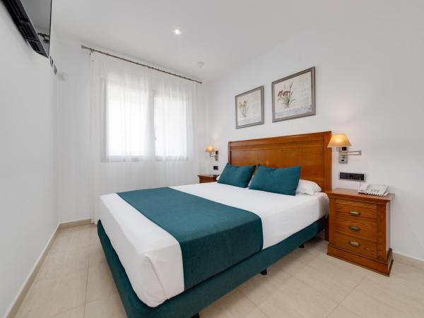 Daniya Denia Spa & Business 4* : photo 2 de la chambre suite junior - vue sur jardin