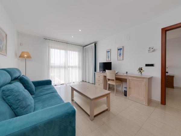 Daniya Denia Spa & Business 4* : photo 1 de la chambre suite junior - vue sur jardin