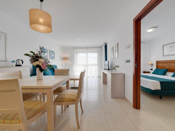 Daniya Denia Spa & Business 4* : photo 1 de la chambre suite junior - vue sur mer