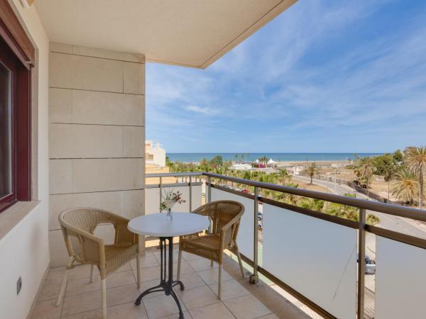 Daniya Denia Spa & Business 4* : photo 2 de la chambre suite junior - vue sur mer