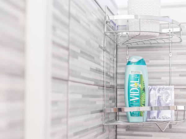 La Casa di Schiu Schiu : photo 2 de la chambre chambre double avec salle de bains privative