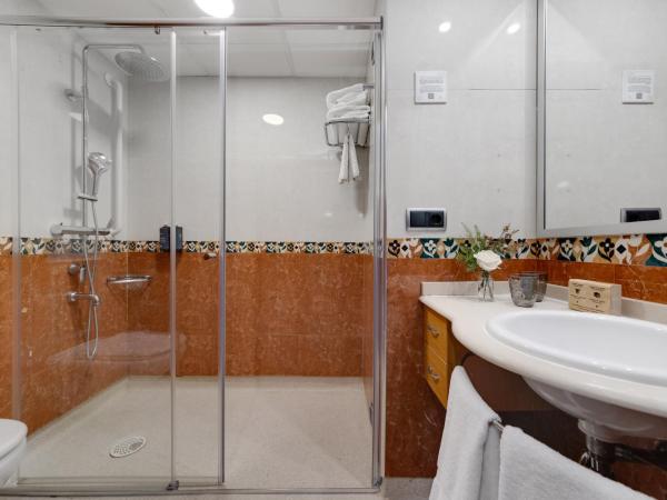 Daniya Denia Spa & Business 4* : photo 2 de la chambre chambre simple