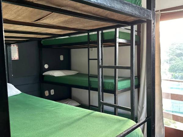 Gurú Hostel Buzios : photo 4 de la chambre lit simple dans dortoir pour femmes