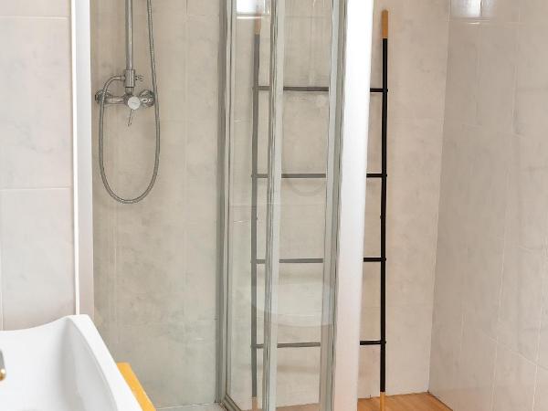 B&B Villa Vale Flores : photo 1 de la chambre suite 2 chambres