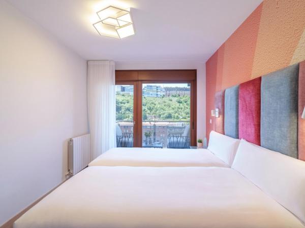 Bilbao Apartamentos Atxuri : photo 10 de la chambre appartement 2 chambres premium avec terrasse