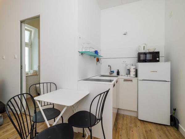 VILLA ERIKA : photo 7 de la chambre studio avec balcon