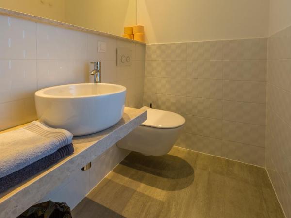 VILLA ERIKA : photo 7 de la chambre chambre double ou lits jumeaux standard