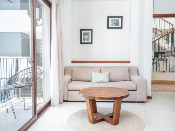 Hotel Eloisa : photo 5 de la chambre suite junior