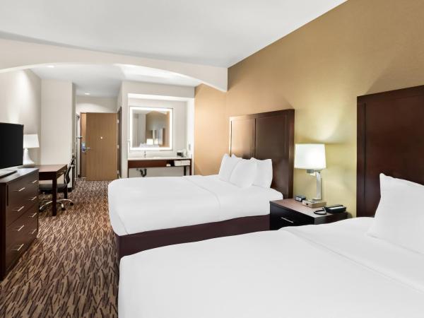 Comfort Suites Portland Airport : photo 4 de la chambre suite avec 2 lits queen-size