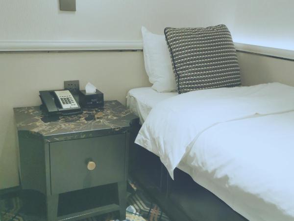 East Pacific Passenger Lounge - Departure area, 3rd floor : photo 4 de la chambre chambre simple