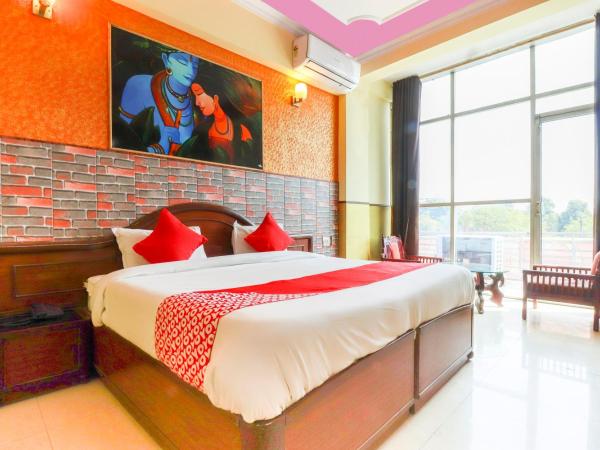 OYO G L Palace : photo 4 de la chambre chambre triple classique