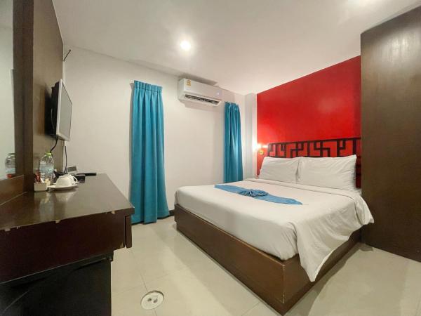 Arawana Express Chinatown : photo 1 de la chambre hébergement lit queen-size de luxe - pas de fenêtre