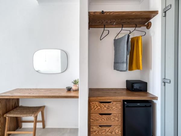 Ostria View Mykonos : photo 2 de la chambre chambre double deluxe avec balcon - vue sur mer