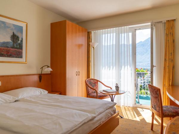 Hotel La Perla : photo 1 de la chambre economy double room with balcony lake side